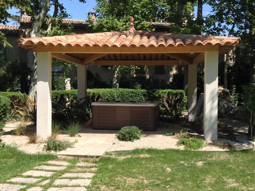 Hostellerie Les Frenes Avignon Exterior foto